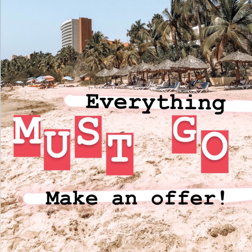 ⭐️Everything MUST GO!! Make an reasonable offer!⭐️